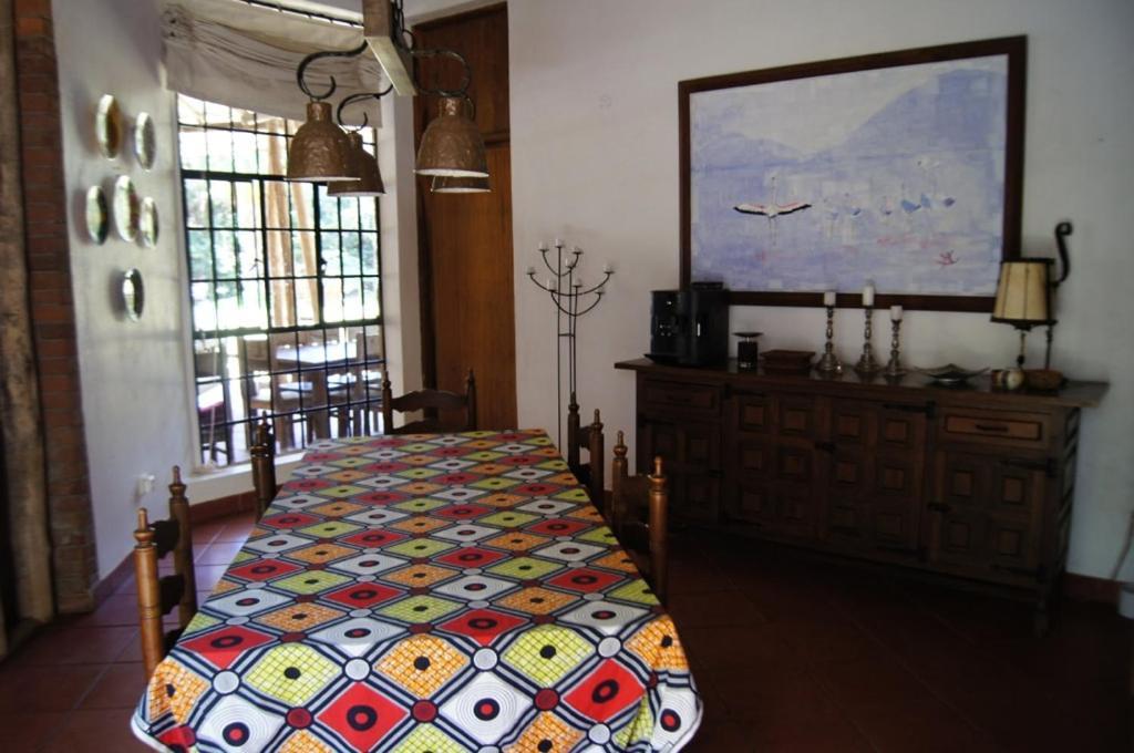 Meru House Lekisilai Аруша Екстер'єр фото