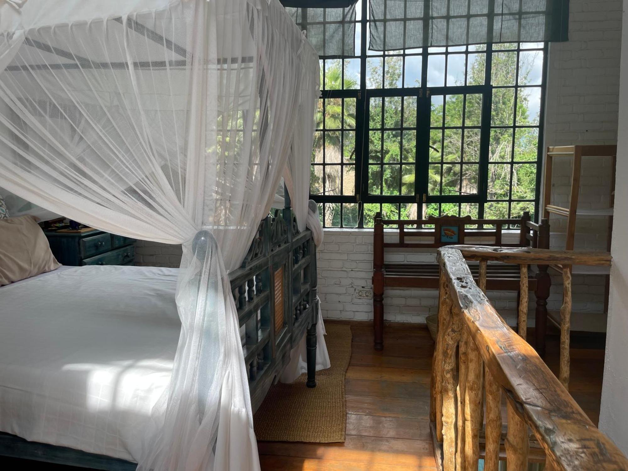 Meru House Lekisilai Аруша Екстер'єр фото
